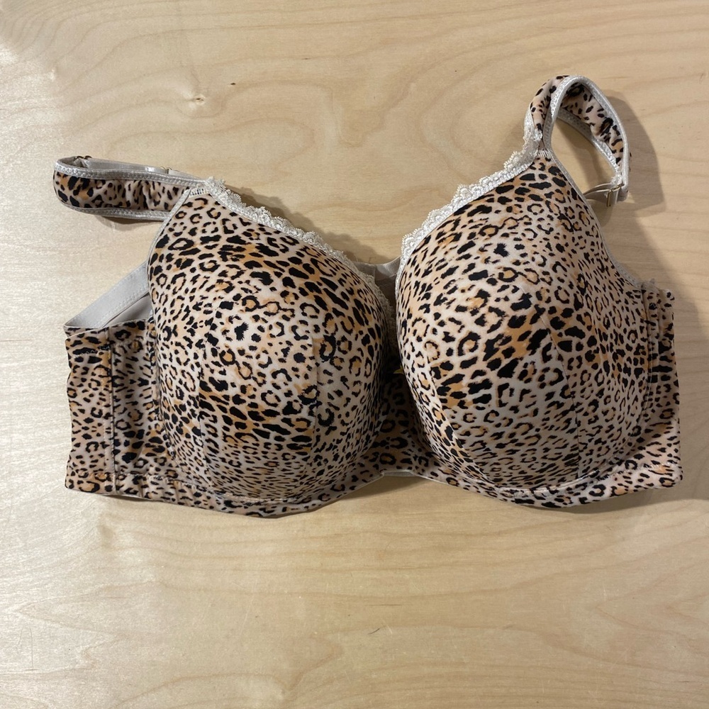 Ashley Stewart Leopard Print Underwire Bra 44D (OX)